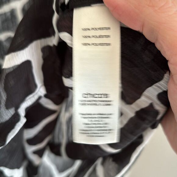 Chico’s Women’s animal print geometric 3/4 sleeve collared sheer blouse 1 small - Picture 7 of 9